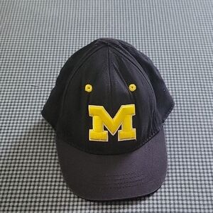 Infant One Fit Michigan Cap